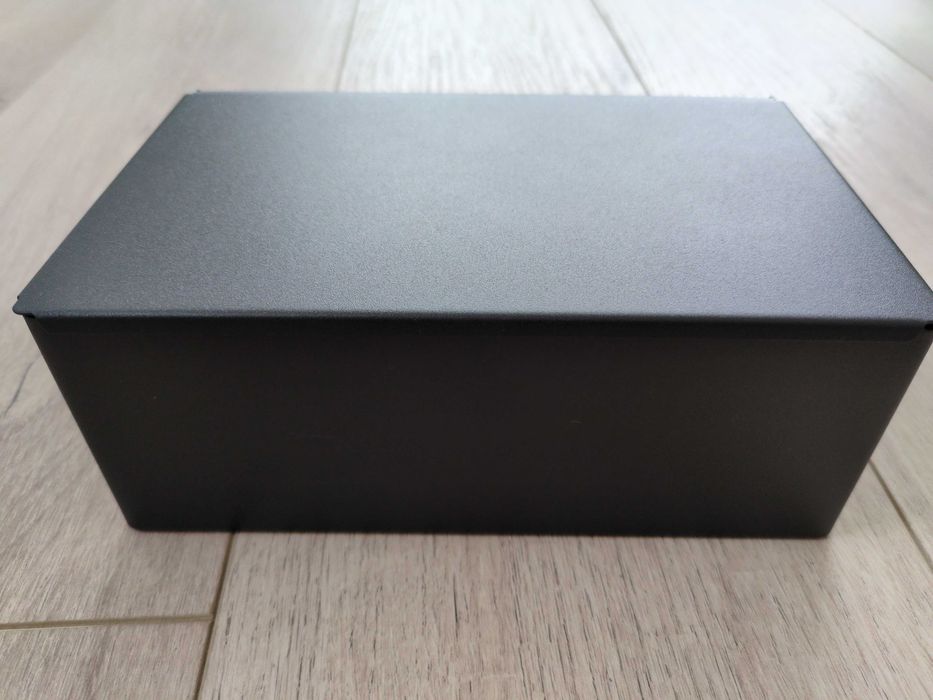 Поставка за тоалетна хартия