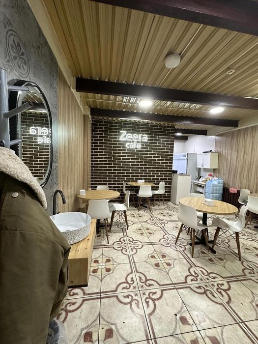 Действующее кафе с летником