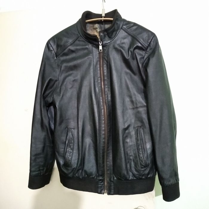 Натуральные кожаные куртки.