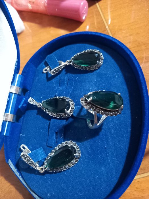 Продам набор новый