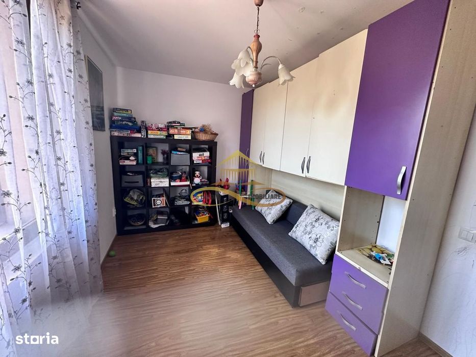 De vanzare casa 4 camere Siretu Saucesti