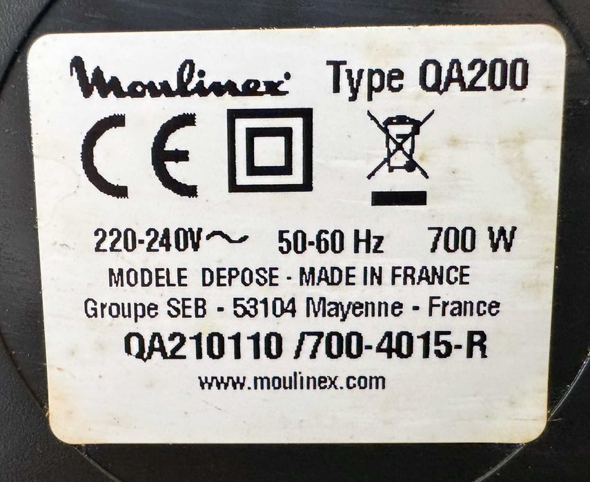 Кухненски робот планетарен миксер Moulinex MASTERCHEF COMPACT със приставки.