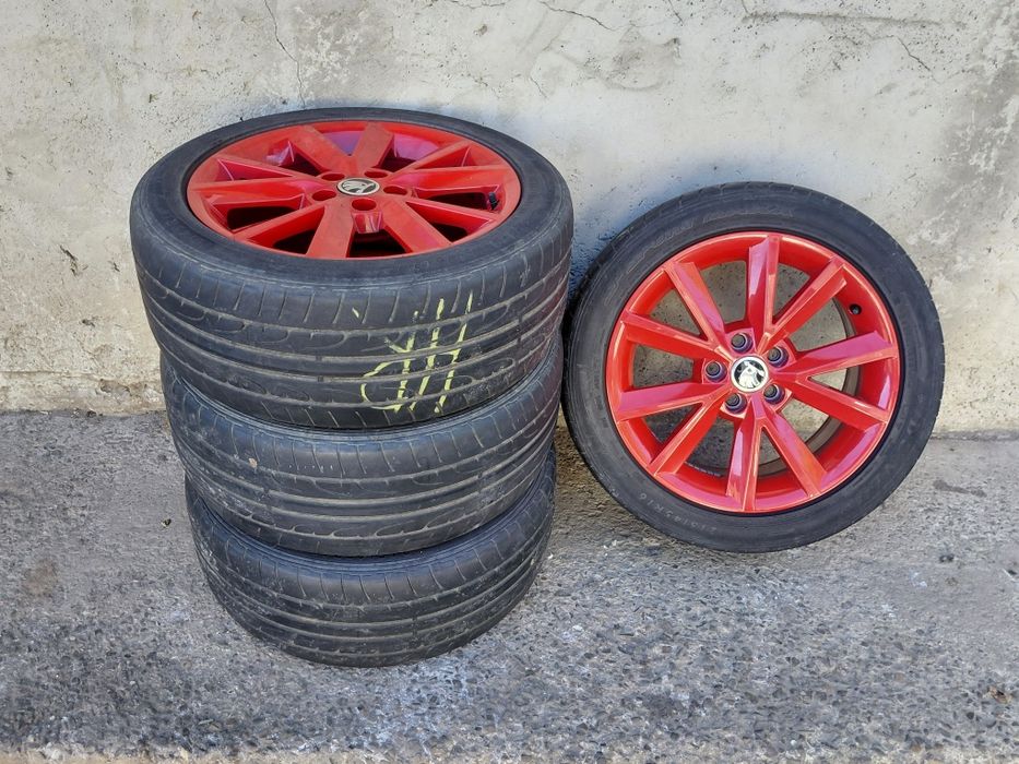 Roții pentru mașină  215/145-R16