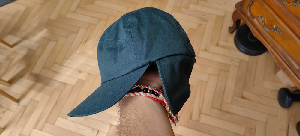 Водонепромокаема камуфлажна зимна шапка с полиуретанова мембрана