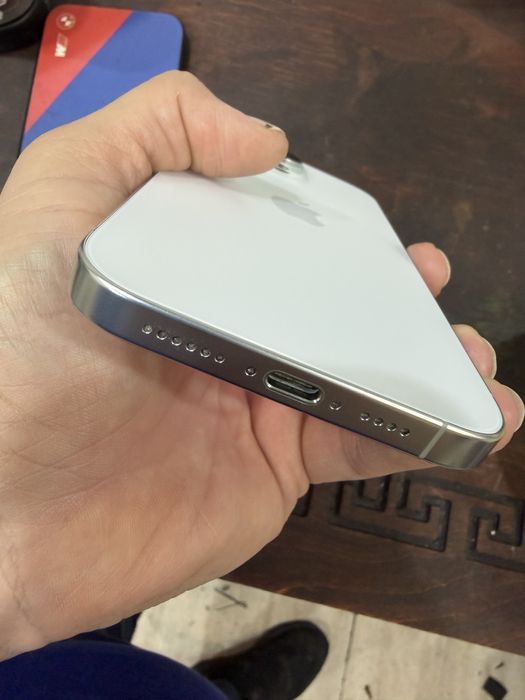 Iphone 16 pro max 512гб 98% батарея