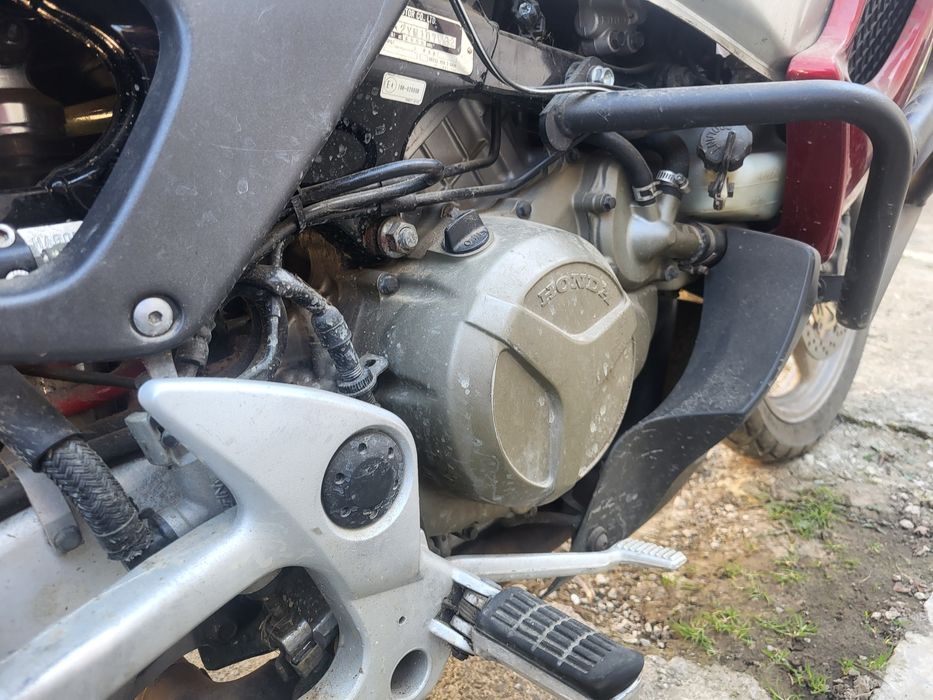 SCHIMB  cu 2 timpi enduro Honda Varadero xl 1000