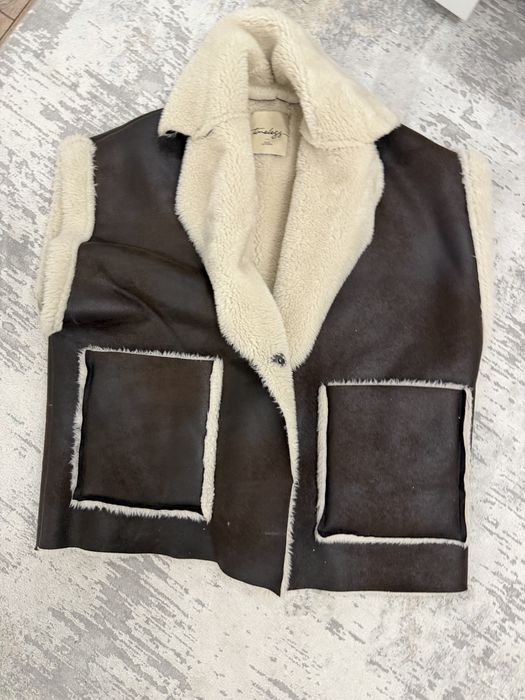 Дамски пухен елек