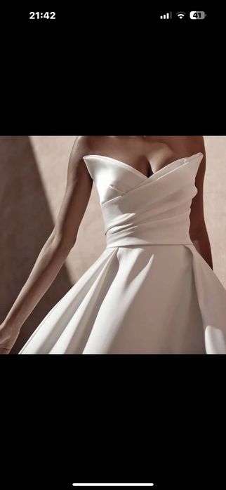 Rochie mireasa Pronovias