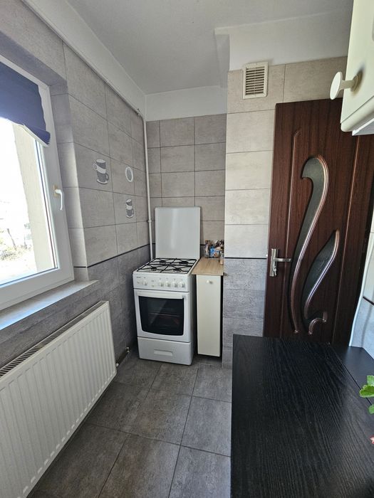 Schimb garsoniera Rovine cu apartament brazda/rovine + diferenta