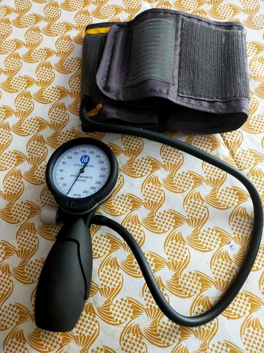 Танометр механическиц