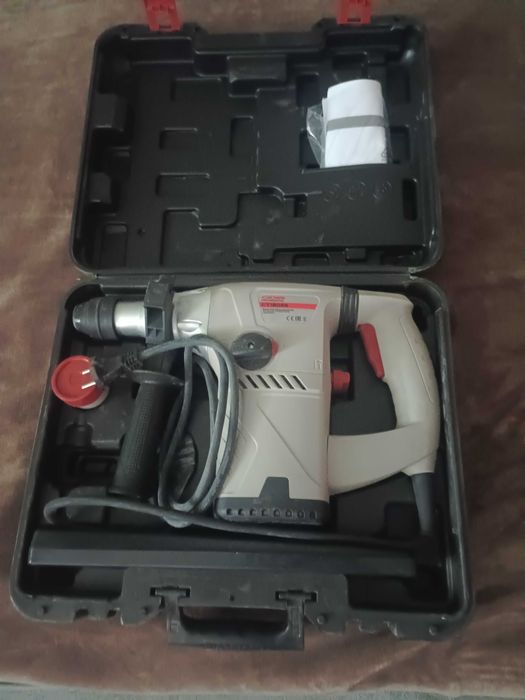 Срочно продам мощную дрель шуруповерт