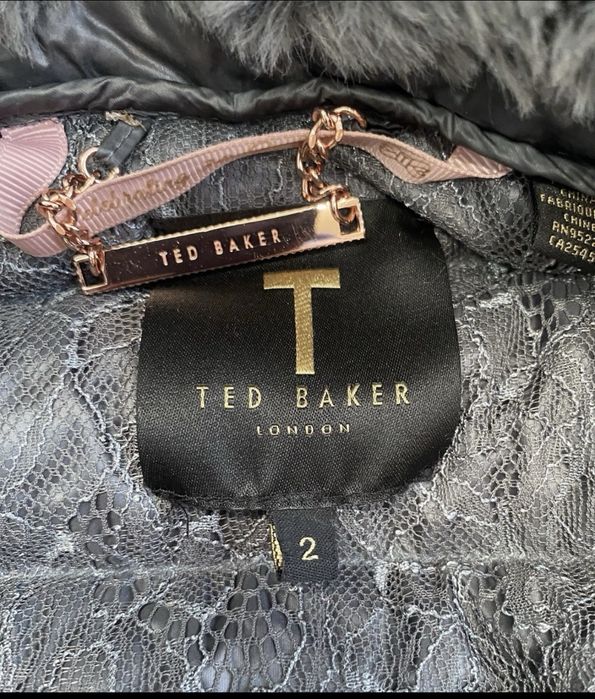 Ново сиво яке Ted Baker (C) 2