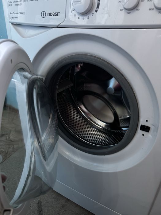 Стиральная машинка работает полностью