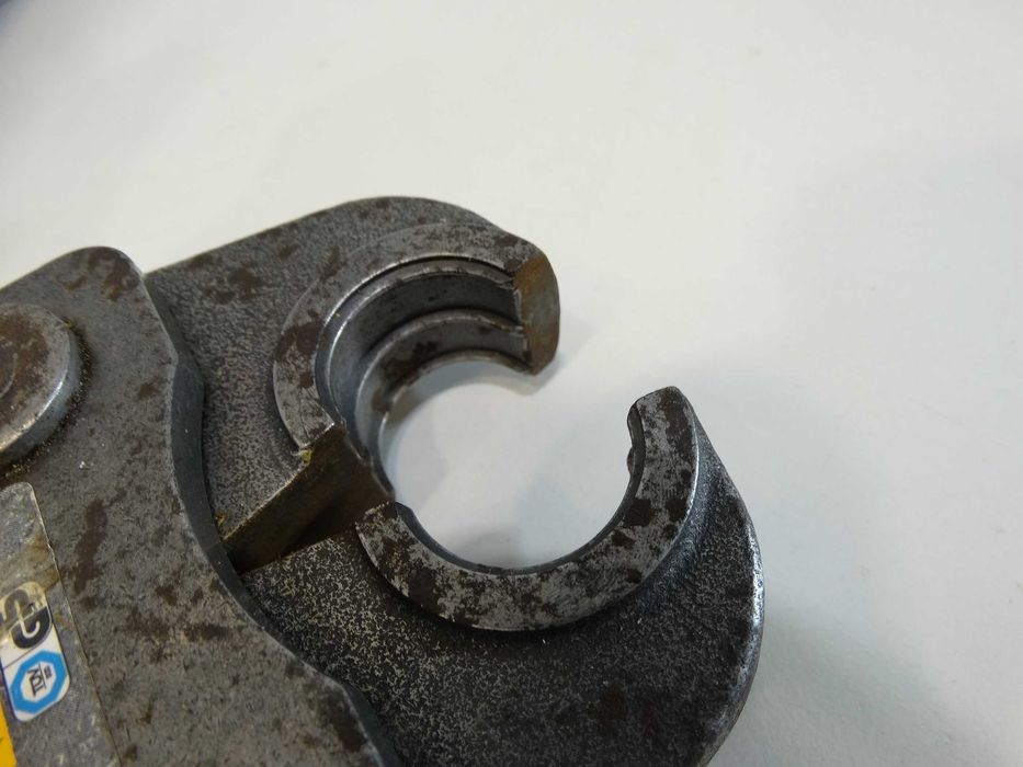 Прес клещи / челюсти REMS - За големи хидравлични машини 32 KN