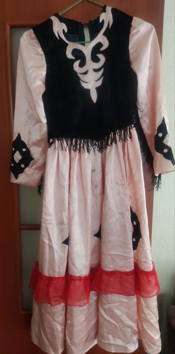 Пять платьев ручного пошива подростковые