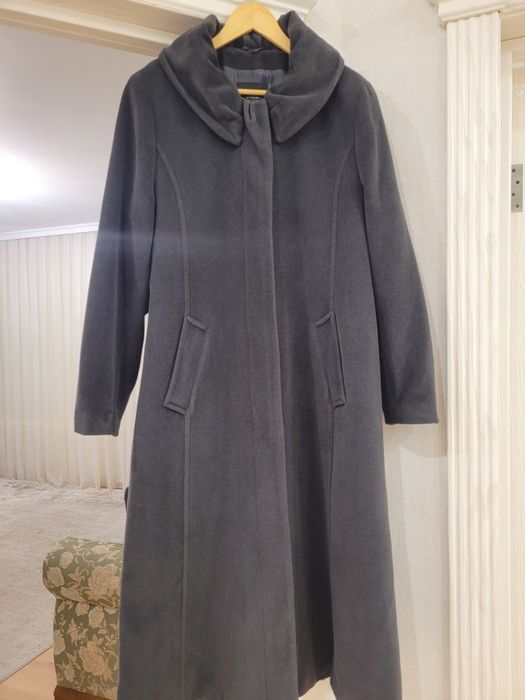 Продам пальто ,Астрия