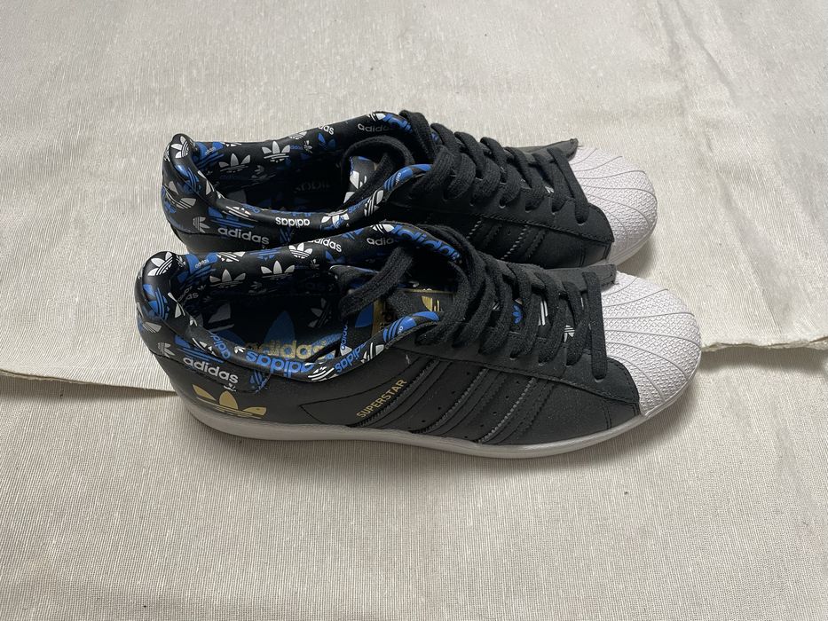 Продам Adidas superstar