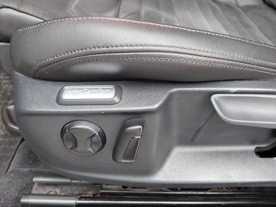 Фолксваген пасат В8.2000 TDI Камера