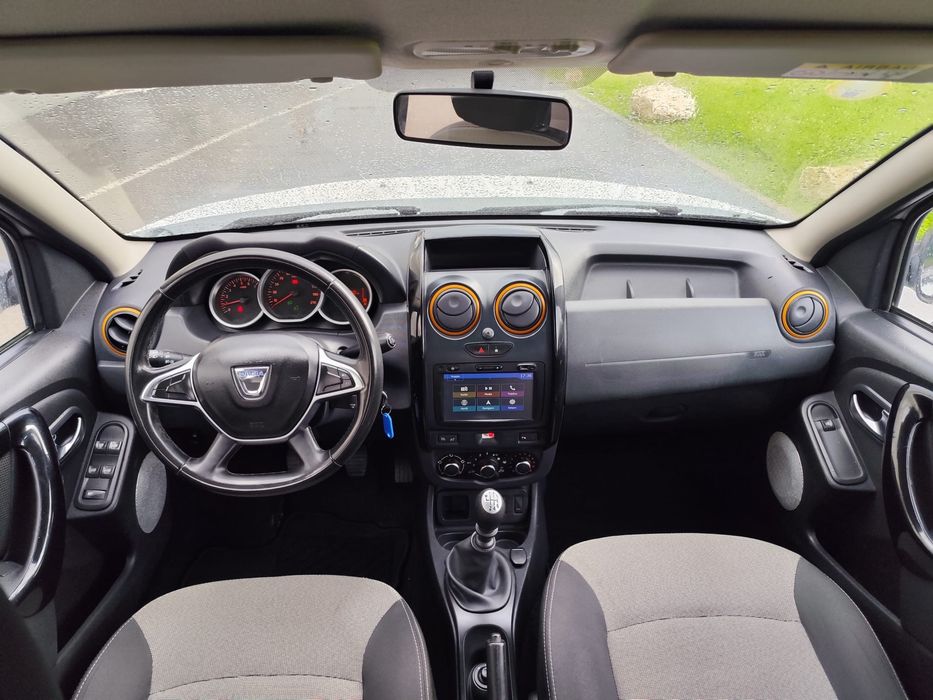Vând Dacia Duster 1.5 2017