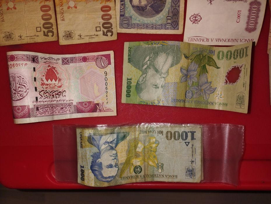 Vând Colecție personală