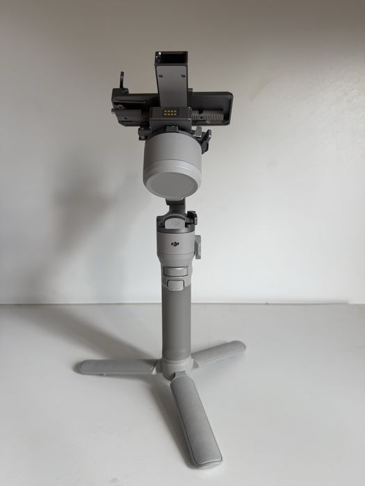 стабилизатор DJI RS 4 Mini Combo пълен комплект