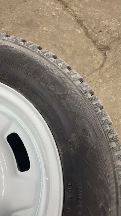 Продам зимние шины