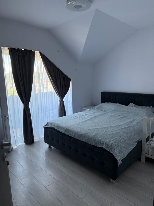 Apartament 3 camere de vanzare Rasnov