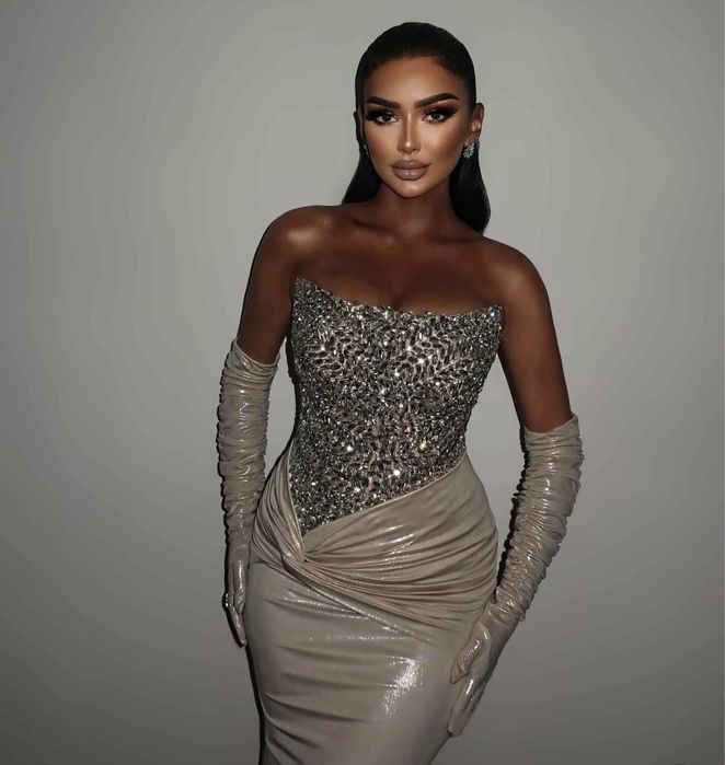 Rochie de ocazie cu pietre si cristale swarovski