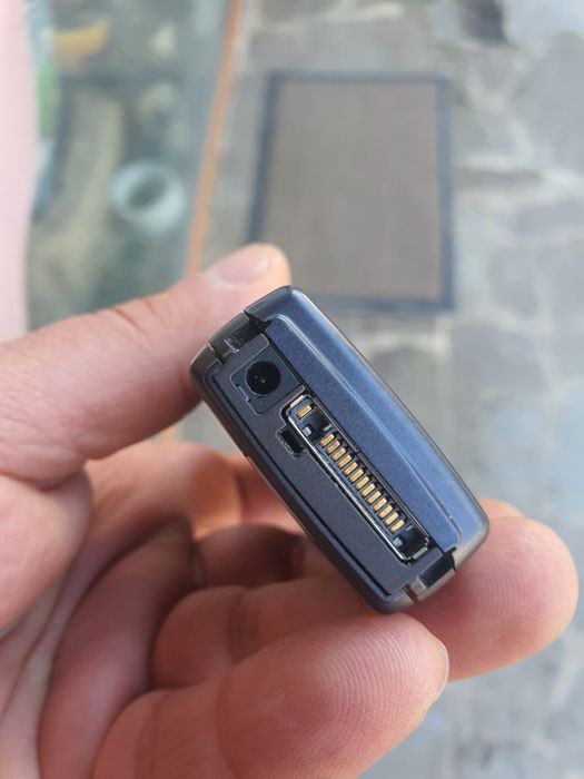 Nokia 6230 работи отлично и изглежда много добре