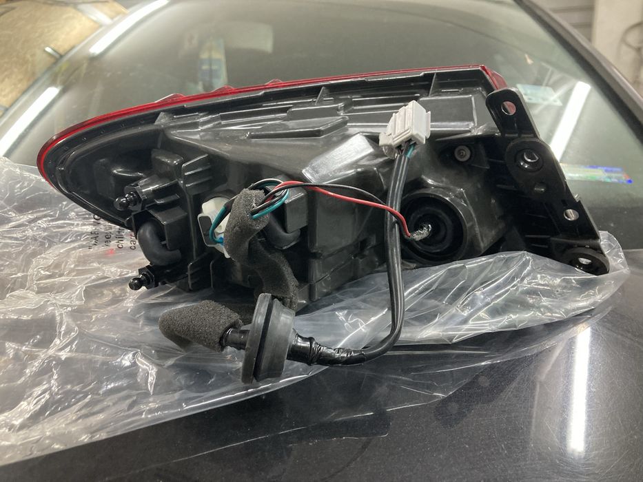 chrysler 200 десен външнен стоп