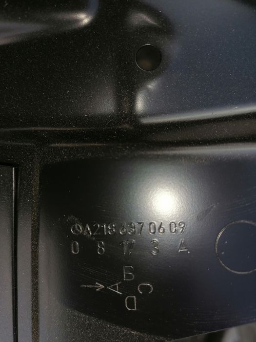 Aripa dreapta spate mercedes cls w218