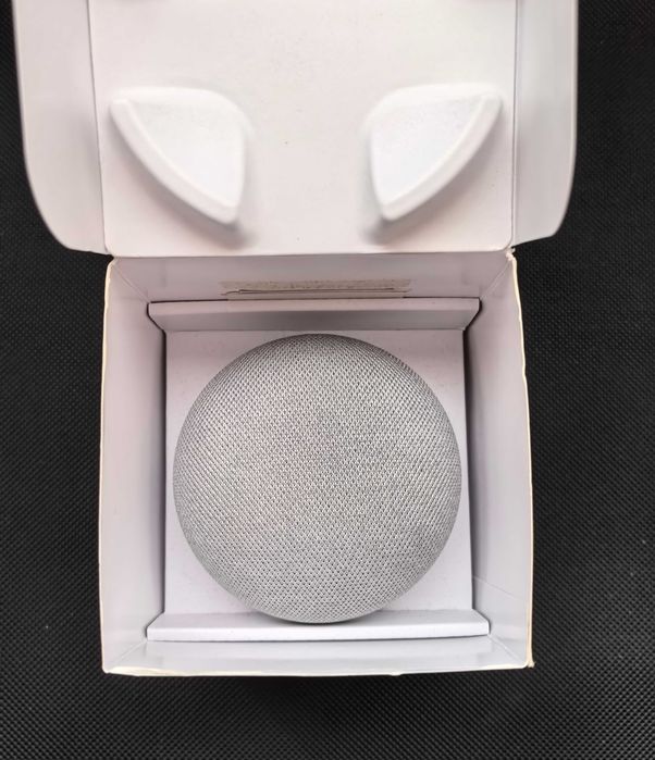 Google Home Mini Смарт Говорител