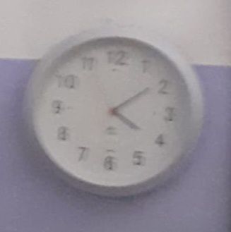 Часы настенные. Новые.  1500