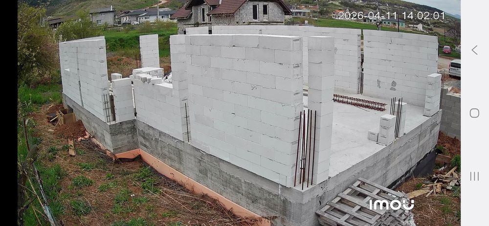 Executăm case la cheie