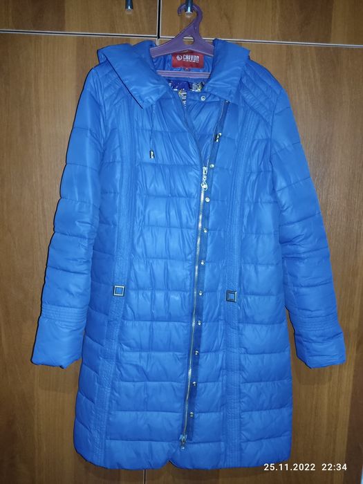 Продам пуховик зимний