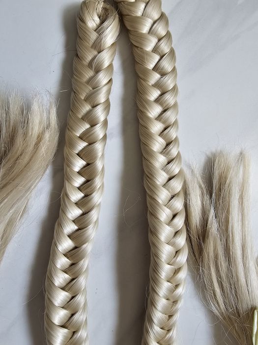 Косы парик искусственные продам