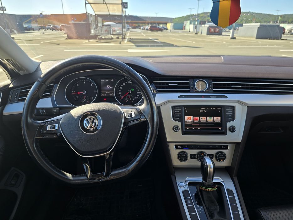 Volkswagen Passat B8 2015