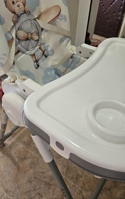 Детско столче за храна