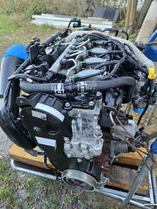 Dezmembrez Freelander 2 Motor 2.2  Cutie Automata si Manuala Cutie Transfer  Grup Haldex  Jante Turbo Pompa injectie injectoare Bara fata spate Usa