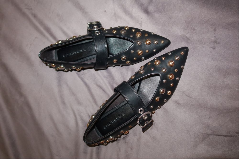 Новые балетки Stradivarius