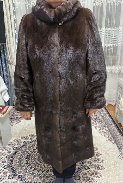 Продам норковую шубу
