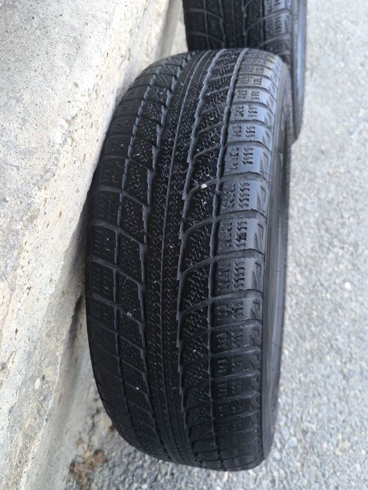 Шины зимние 185/60/R15