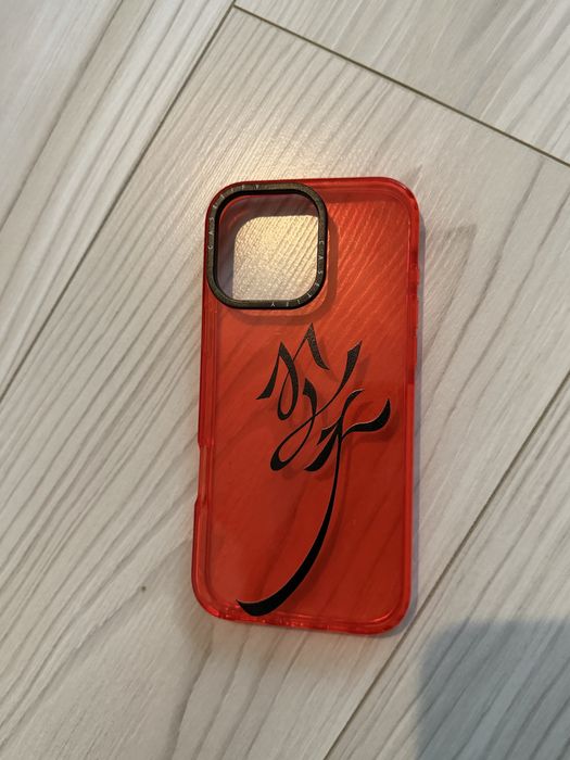 Чехлы для iPhone 16 Pro Max — отличное состояние