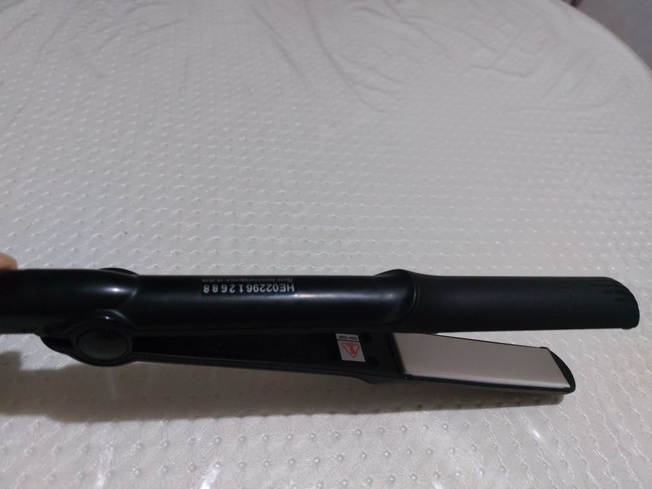 Продам  выпрямитель волос