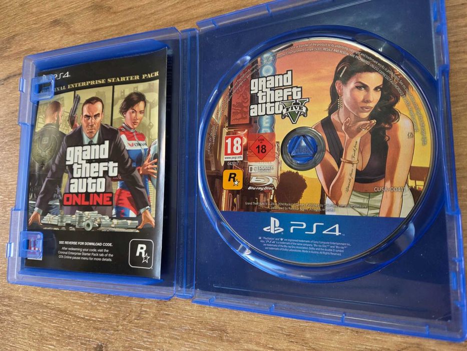 Играта Grand Theft Auto V (PS4)