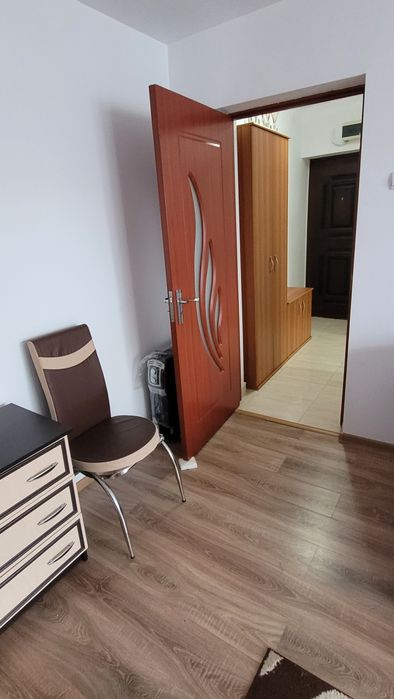 Inchiriez apartament 2 camere parter complet utilat
