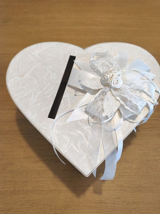 Сватбена кутия за пликове