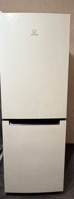 Продаю холодильник в отличном состоянии