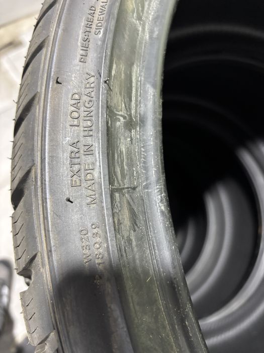 Anvelope Noi/demo de iarna Hankook 285 30 R22