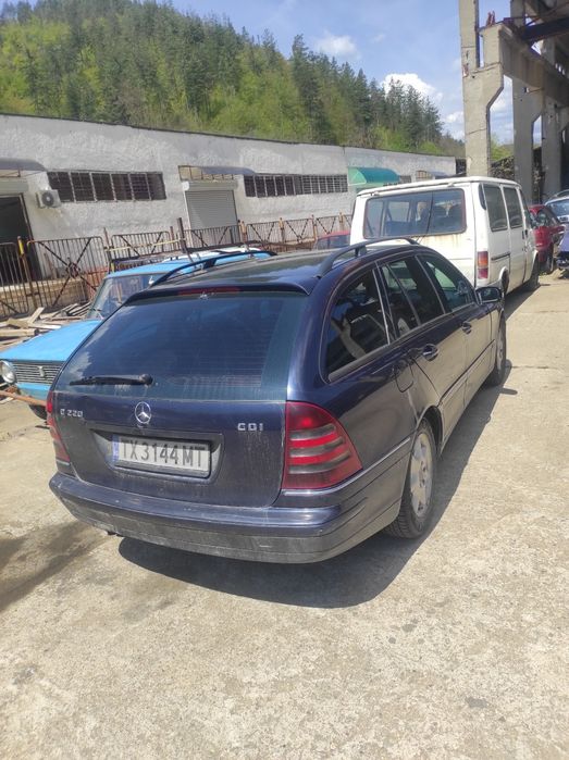 Мерцедес с класа 2.2 цди на части